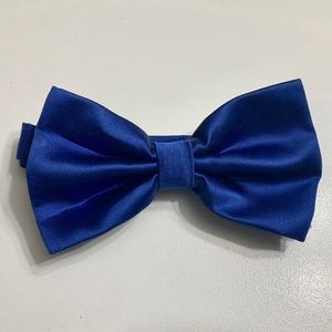 Navy Blue Bow Tie
